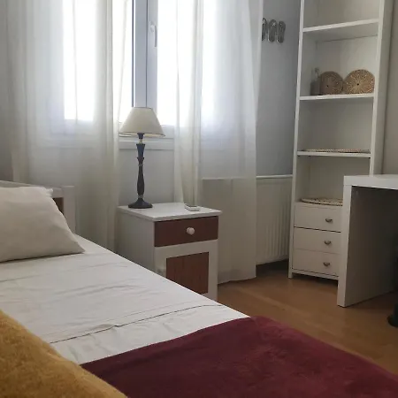 Violeta Family Livadia 公寓 Páros